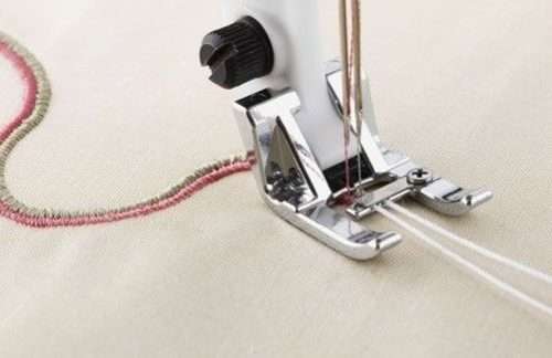 Husqvarna Pied avec Guide pour Aiguille Double