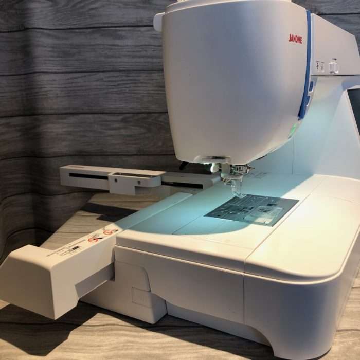 Janome - Brodeuse/Machine à coudre - Skyline S9 – Image 5