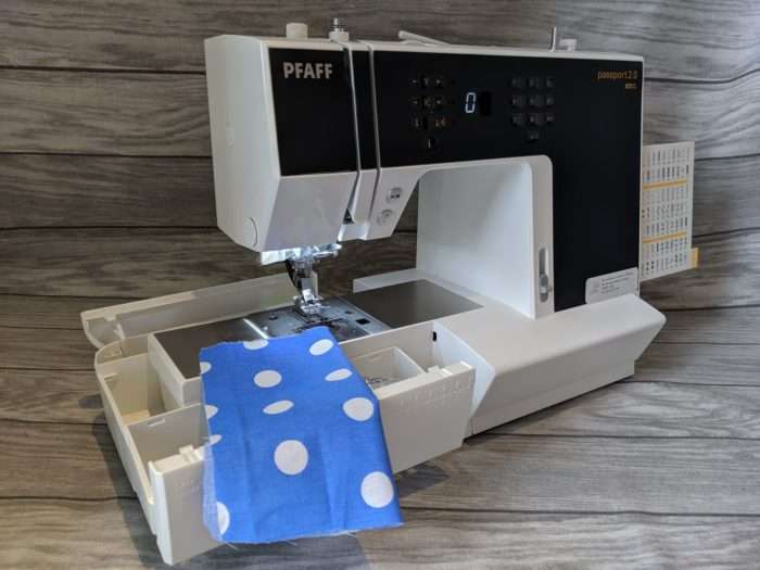 Pfaff - Machine à coudre - Passport 2.0 + Coffret 8 fils OFFERT – Image 2