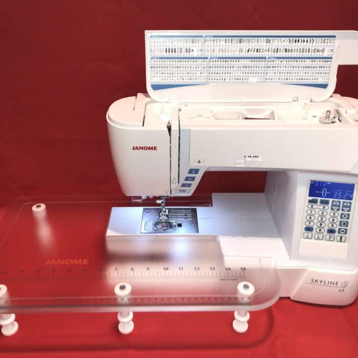 Janome - Machine à coudre - Skyline S3 + Coffret 8 fils OFFERT – Image 4
