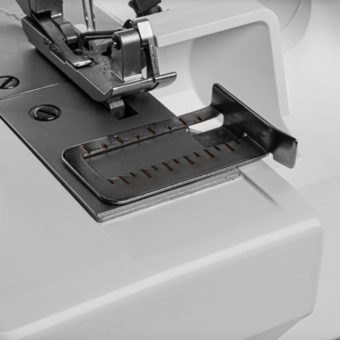 Pfaff – Surjeteuse – Admire Air 1000 + Bon cadeau OFFERT – Image 4