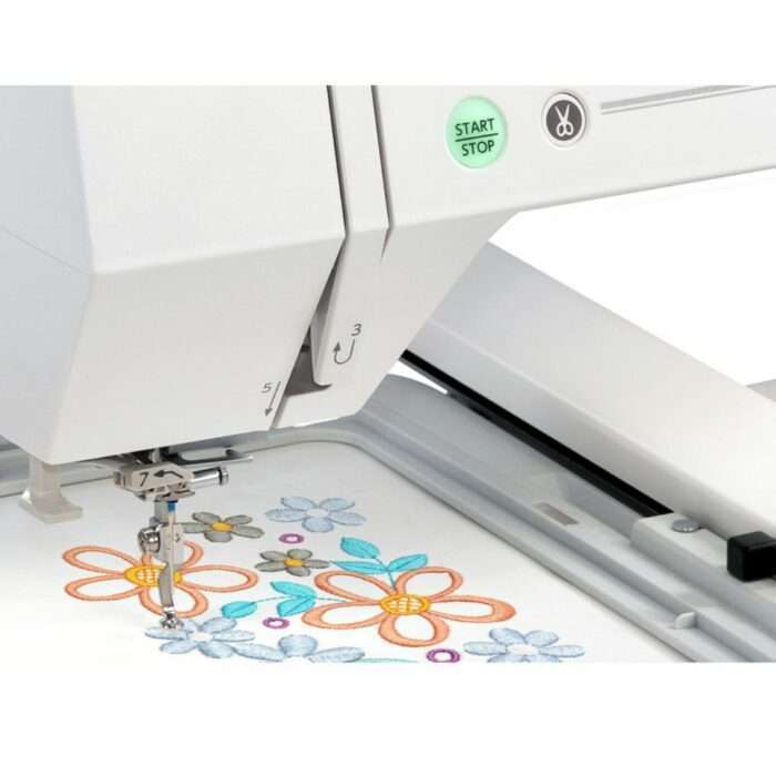 Janome Bordeuse MEMORY CRAFT 500E - Logiciel Artistic Digitizer Junior et AcuStitch OFFERT – Image 4