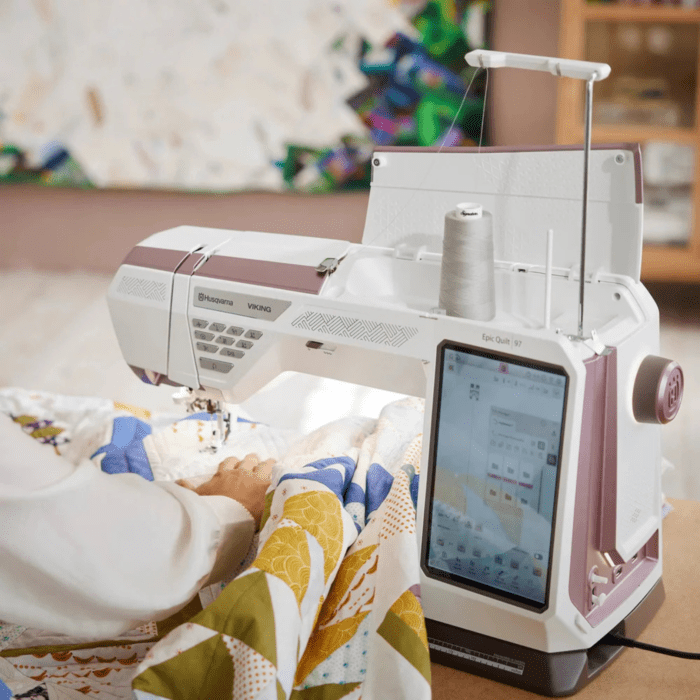 Husqvarna Viking - Machine à coudre Epic Quilt 97 + Accessoires – Image 3